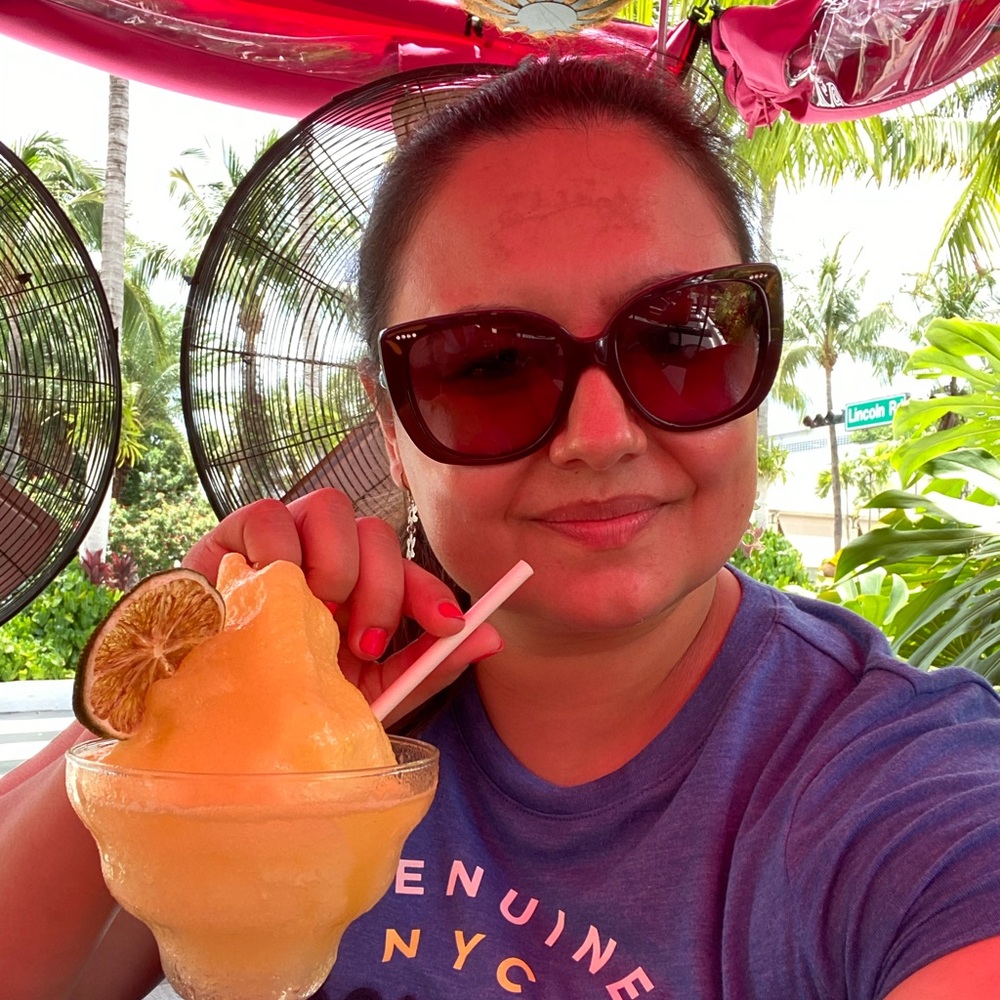 Meet your Posher, Camila